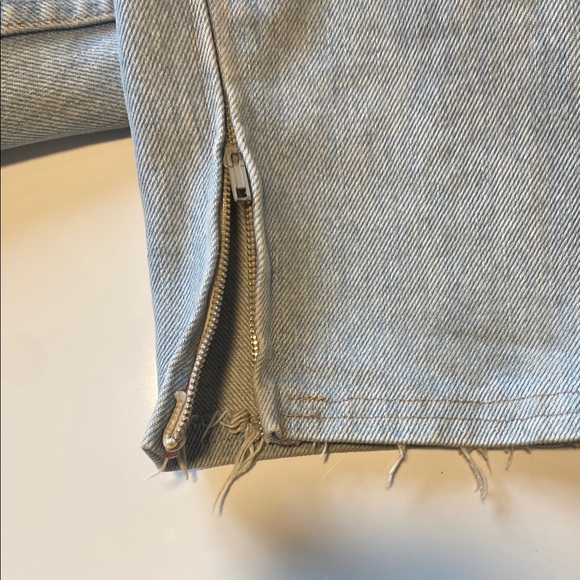 Vintage Levi's Blue Relaxed Fit Jeans Classic Style - Picture 4 of 4